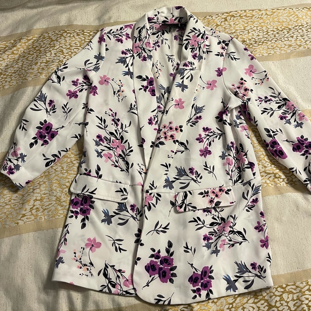 Worthington Cute Lightweight Floral Blazer